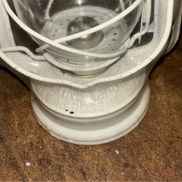Hurricane Lantern Flying Crane white Metal Kerosene Fueled Camping Light - Picture 6 of 10